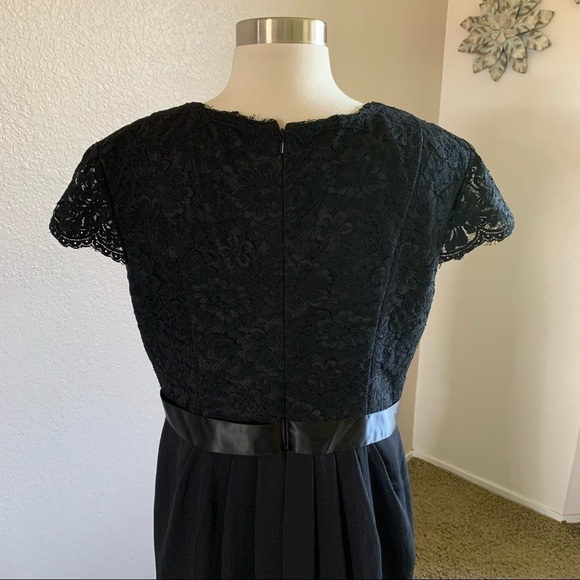 David’s Bridal NWT Short Sleeve Lace Chiffon Sz.12 - Picture 7 of 15